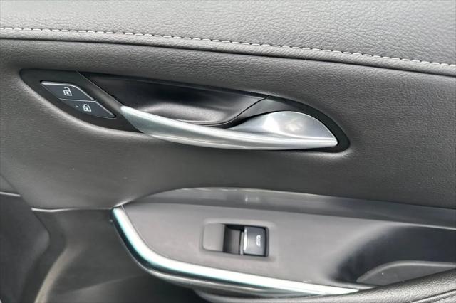 2025 Cadillac XT4 AWD Premium Luxury