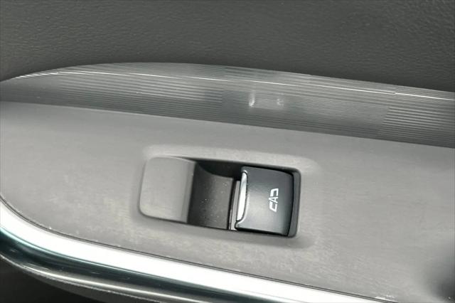 2025 Cadillac XT4 AWD Premium Luxury