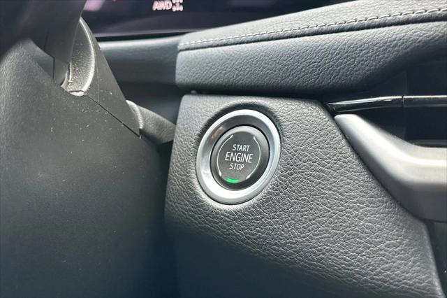 2025 Cadillac XT4 AWD Premium Luxury