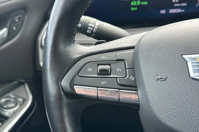 2025 Cadillac XT4 AWD Premium Luxury