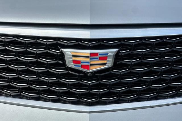 2025 Cadillac XT4 AWD Premium Luxury