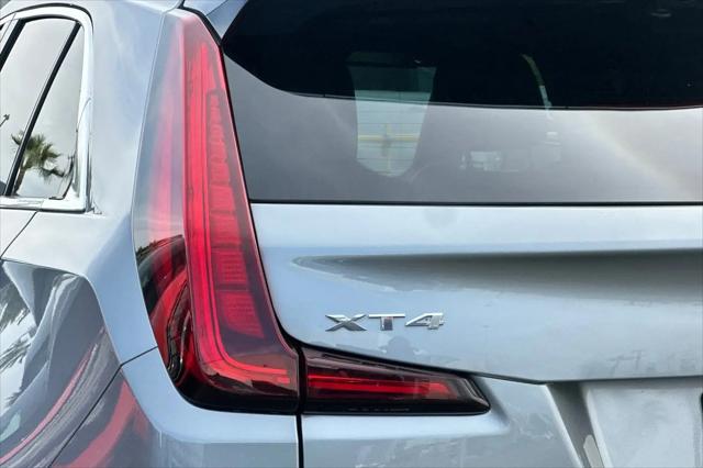 2025 Cadillac XT4 AWD Premium Luxury