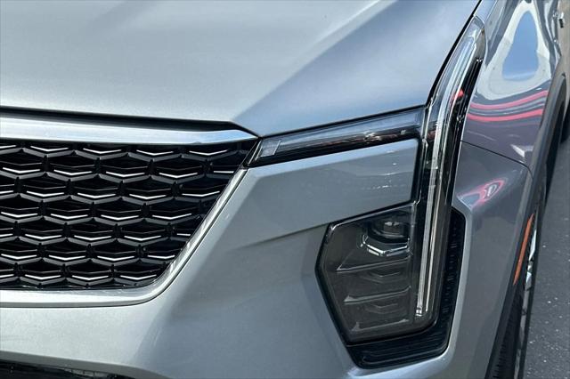 2025 Cadillac XT4 AWD Premium Luxury