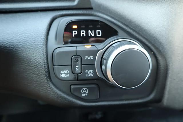2026 Ram 1500 Tradesman Quad Cab 4x4 64 Box