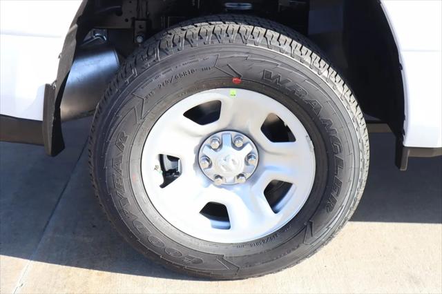 2026 Ram 1500 Tradesman Quad Cab 4x4 64 Box