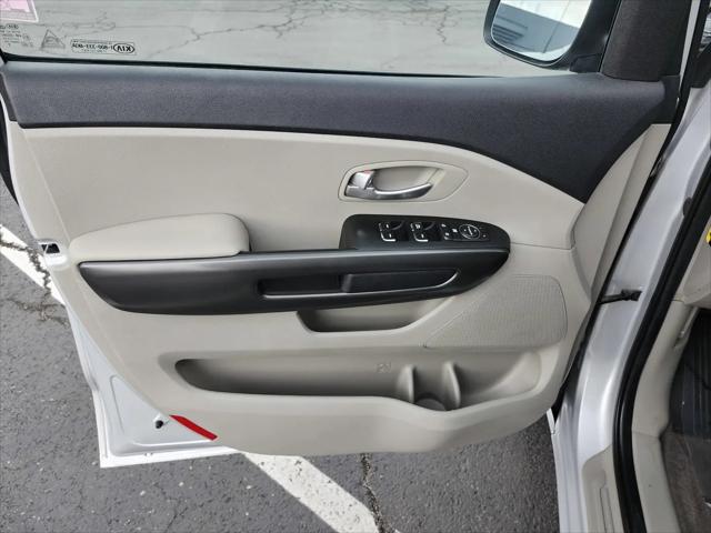 2021 Kia Sedona LX