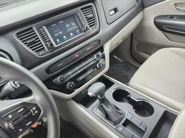 2021 Kia Sedona LX