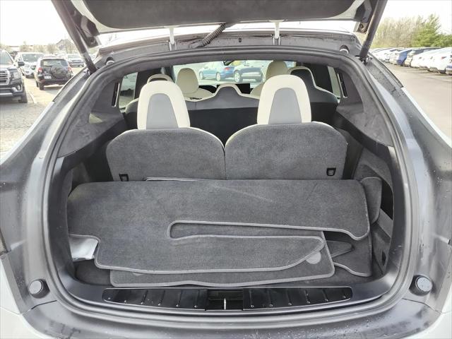 2023 Tesla Model X Standard Range