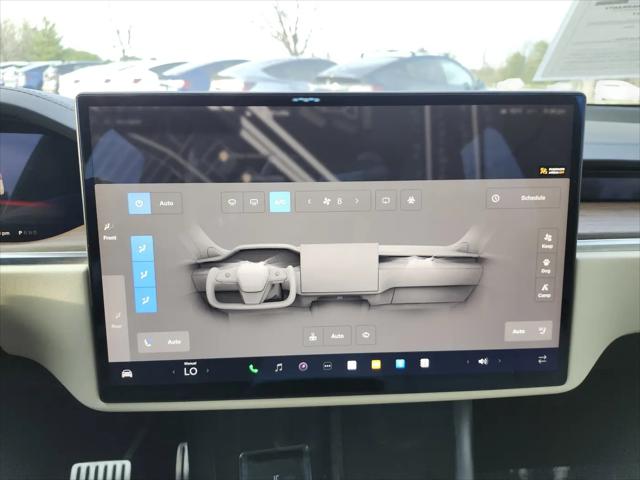2023 Tesla Model X Standard Range