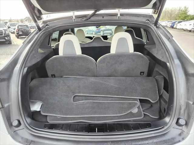 2023 Tesla Model X Standard Range