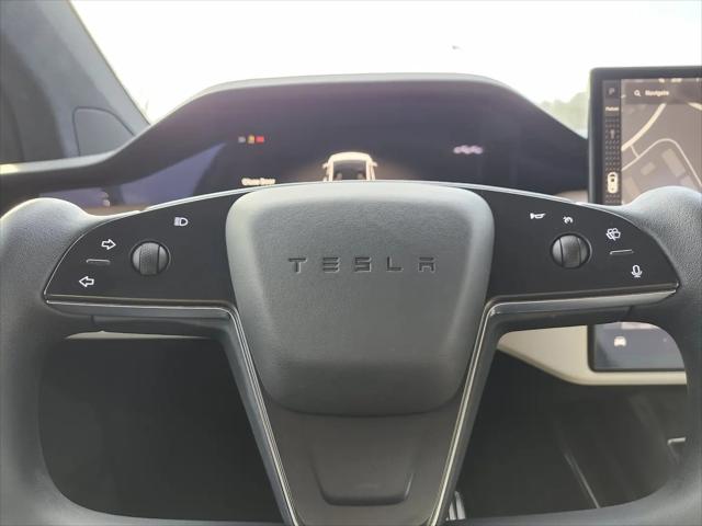 2023 Tesla Model X Standard Range