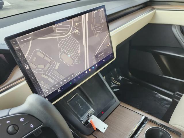2023 Tesla Model X Standard Range