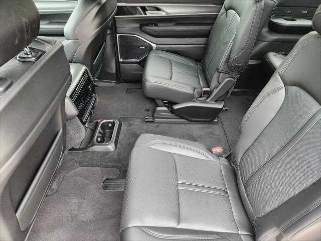 2026 Jeep Grand Wagoneer Upland