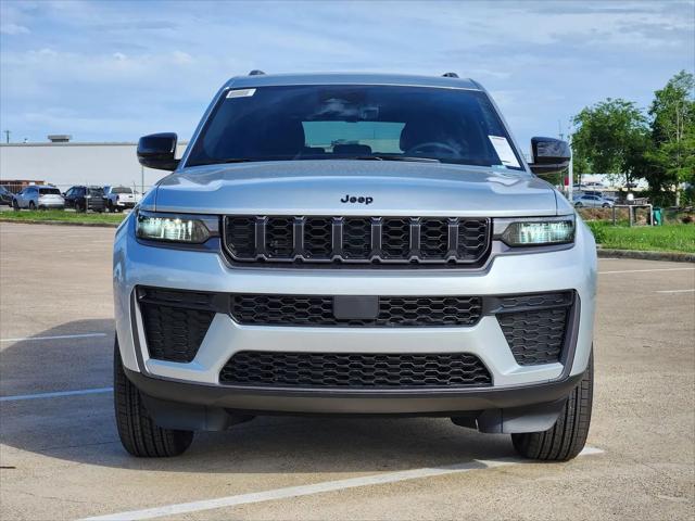 2026 Jeep Grand Cherokee L Altitude 4x2
