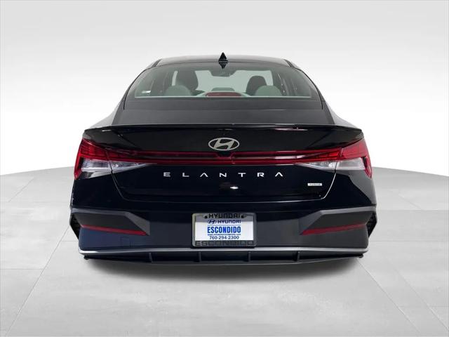 2026 Hyundai Elantra Hybrid SEL Sport