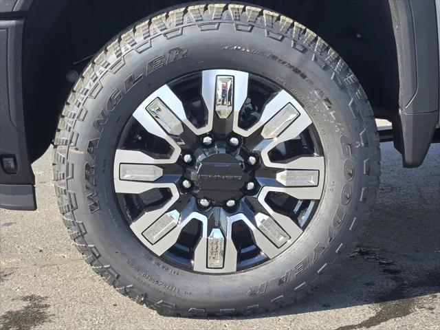 2026 GMC Sierra 2500HD Crew Cab, Standard Bed, Denali, 4WD