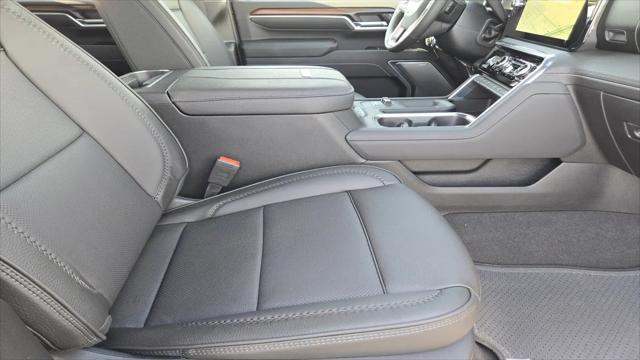2026 GMC Sierra 2500HD Crew Cab, Standard Bed, Denali, 4WD