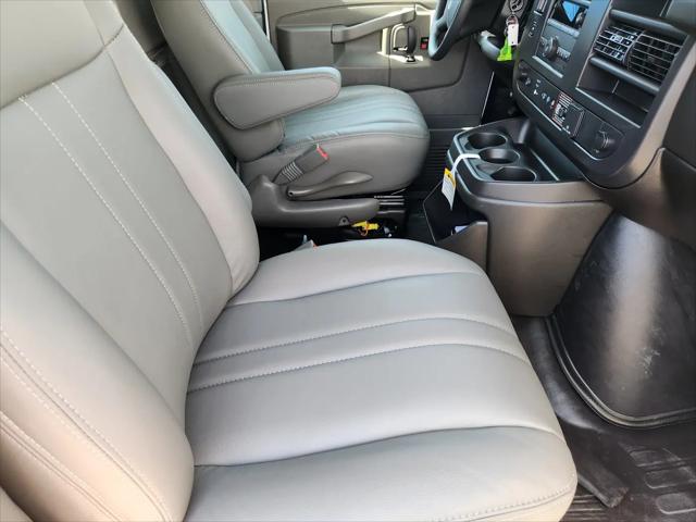 2026 Chevrolet Express Cargo Van 2500 Regular Wheelbase, WT, RWD