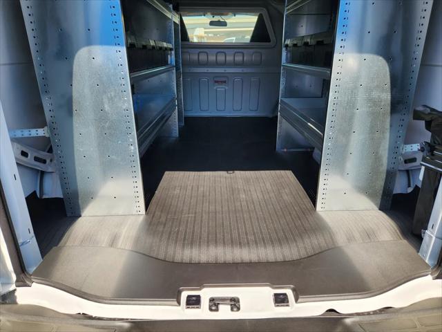 2026 Chevrolet Express Cargo Van 2500 Regular Wheelbase, WT, RWD
