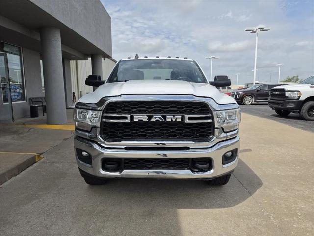 2022 Ram 2500 Tradesman Crew Cab 4x4 8' Box