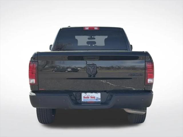 2024 Ram 1500 Classic Warlock Crew Cab 4x4 5'7" Box