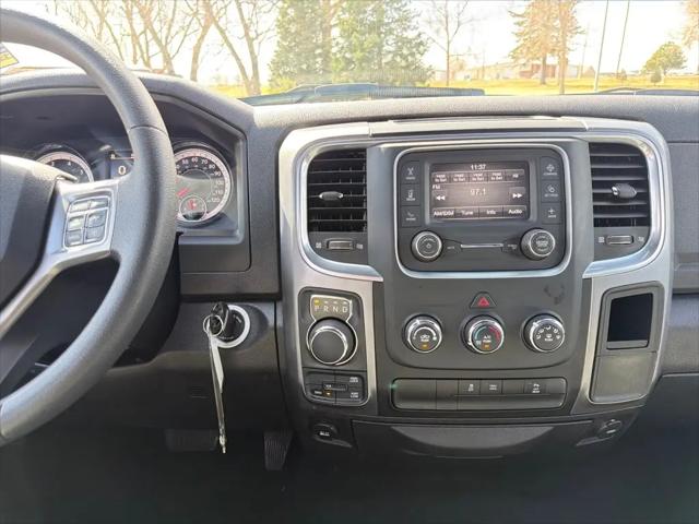 2024 Ram 1500 Classic Warlock Crew Cab 4x4 5'7" Box