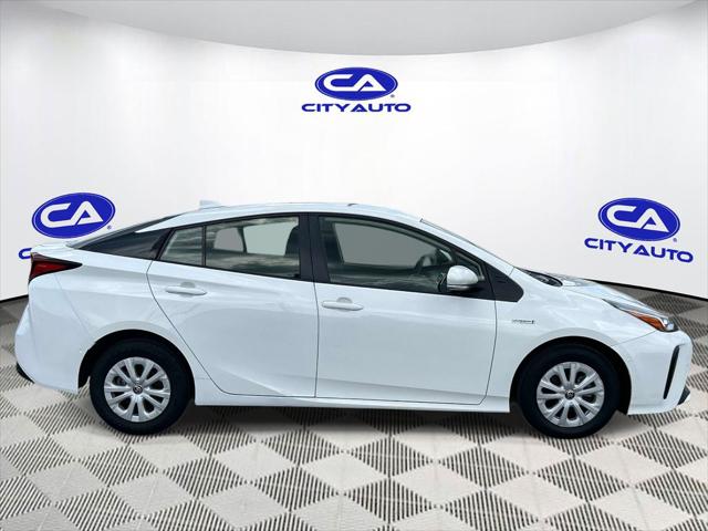 2022 Toyota Prius LE