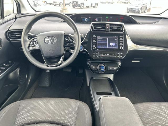 2022 Toyota Prius LE