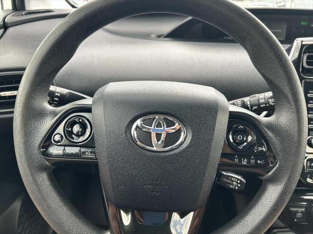2022 Toyota Prius LE