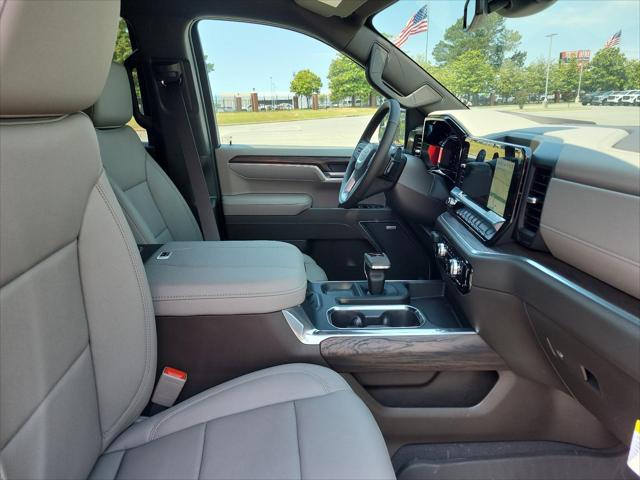 2026 GMC Sierra 1500 Crew Cab, Short Bed, SLT, 4WD