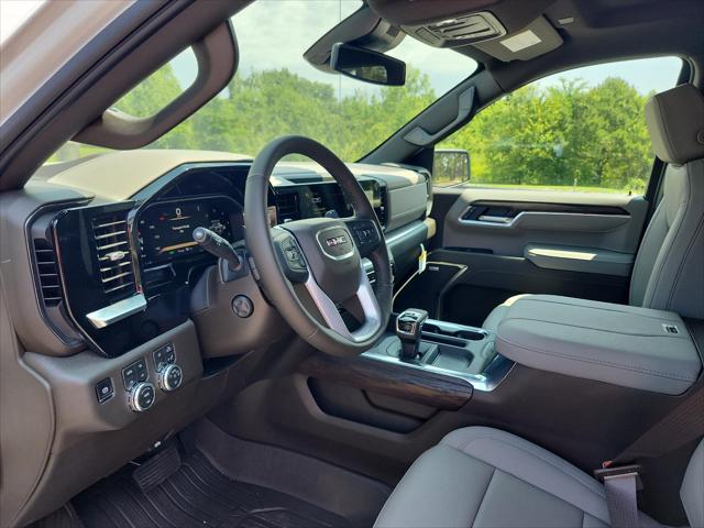 2026 GMC Sierra 1500 Crew Cab, Short Bed, SLT, 4WD