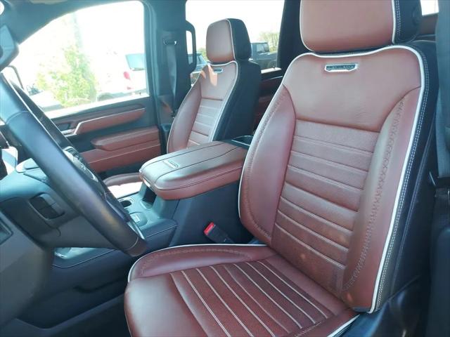 2024 GMC Sierra 3500HD 4WD Crew Cab Long Bed Denali Ultimate