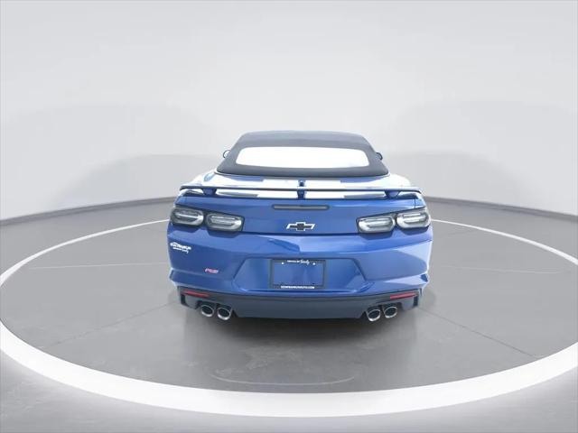 2022 Chevrolet Camaro RWD Convertible 2LT