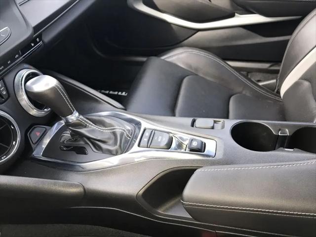 2022 Chevrolet Camaro RWD Convertible 2LT