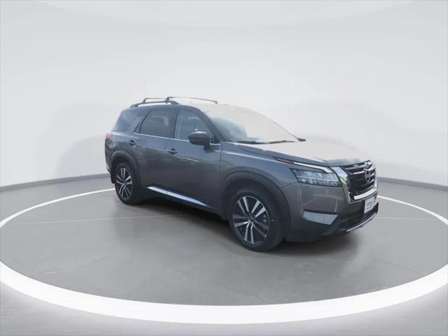 2024 Nissan Pathfinder Platinum 4WD
