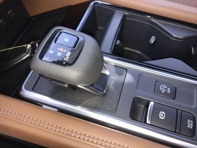 2024 Nissan Pathfinder Platinum 4WD