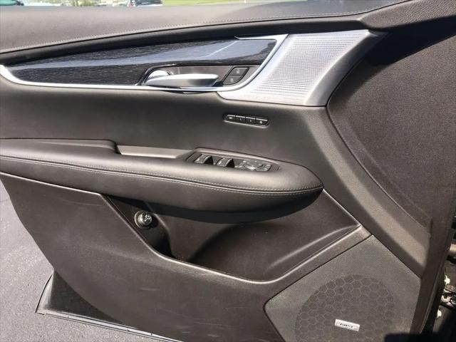 2022 Cadillac XT5 AWD Premium Luxury