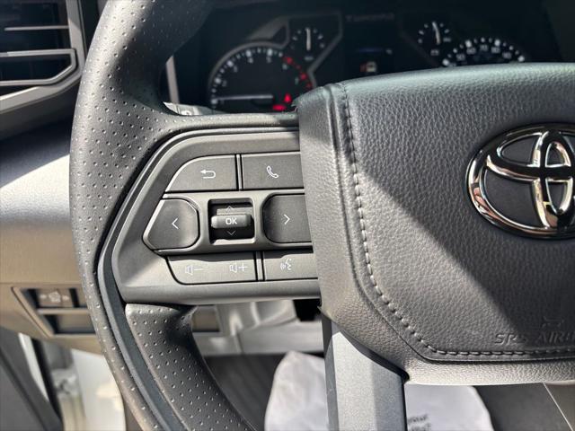 2026 Toyota Tundra SR5 CrewMax 5.5' Bed