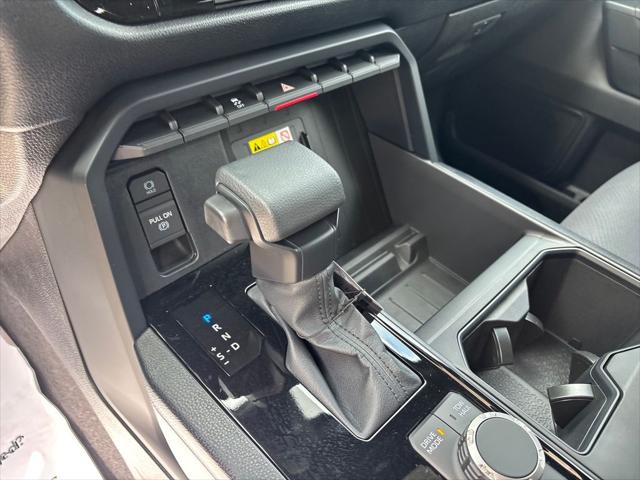 2026 Toyota Tundra SR5 CrewMax 5.5' Bed