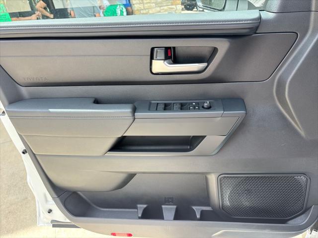 2026 Toyota Tundra SR5 CrewMax 5.5' Bed
