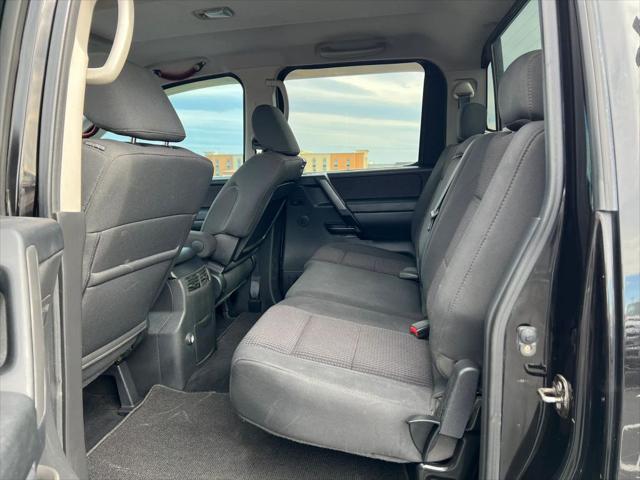 2010 Nissan Titan SE