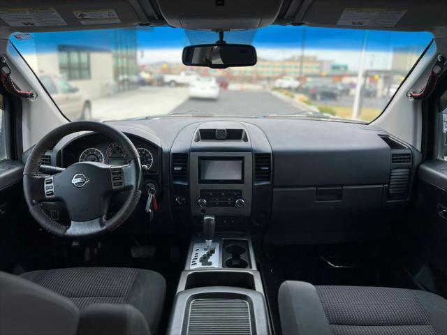 2010 Nissan Titan SE