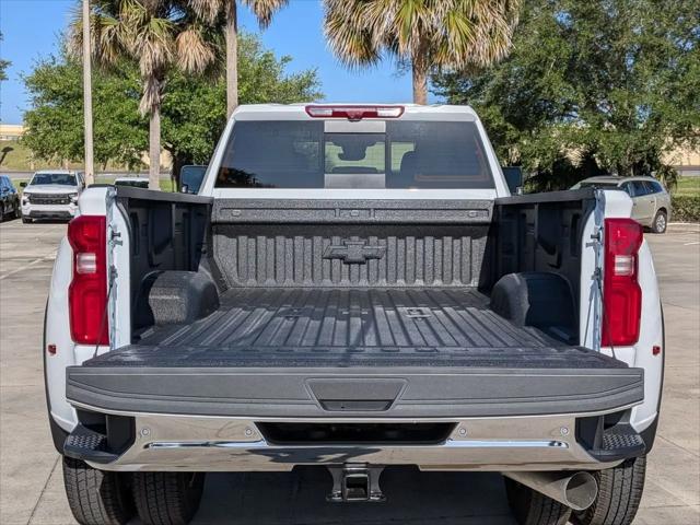 2026 Chevrolet Silverado 3500HD Crew Cab, Long Bed, LTZ Dual Rear Wheel, RWD