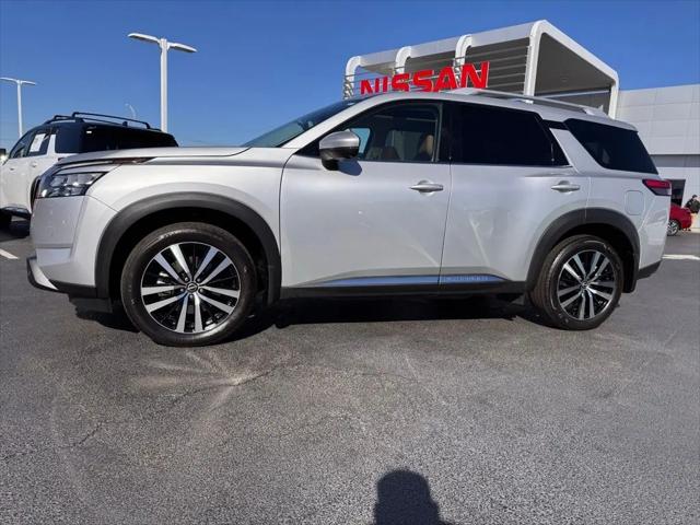 2025 Nissan Pathfinder Platinum 4WD