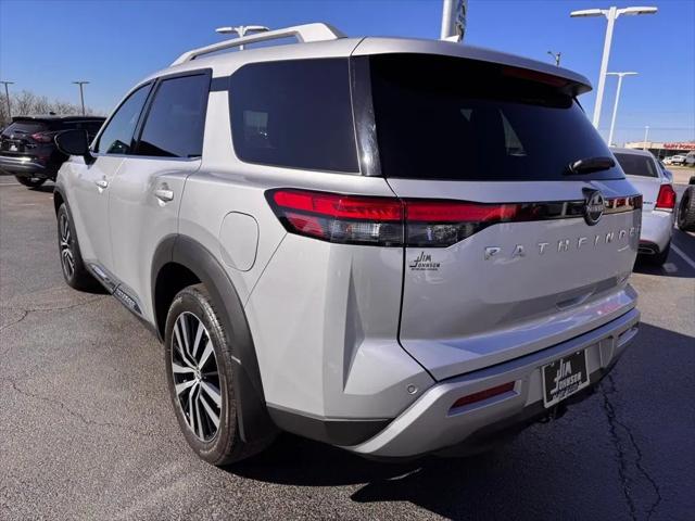 2025 Nissan Pathfinder Platinum 4WD