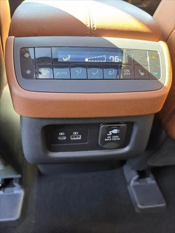 2025 Nissan Pathfinder Platinum 4WD