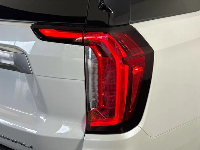 2023 GMC Yukon 4WD Denali