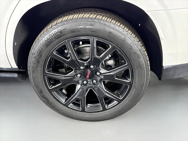 2023 GMC Yukon 4WD Denali