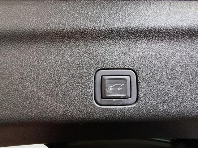 2023 GMC Yukon 4WD Denali