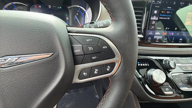 2024 Chrysler Pacifica Hybrid Pinnacle